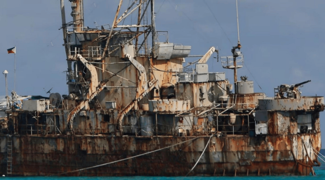 卢博斯福尔曼vs吉里.哈维尔._中国靠近仁爱礁军舰卢博斯福尔曼vs吉里.哈维尔.，就越过菲律宾红线？菲军：有能力击沉敌舰