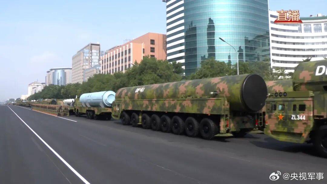 电竞足球-42H GG联赛(2 × 4分钟)_DF61来了电竞足球-42H GG联赛(2 × 4分钟)!