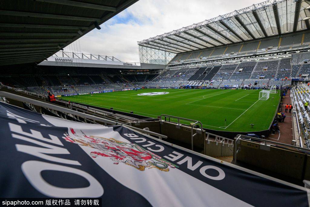 皇冠足球平台代理_费兰·托雷斯首秀封神:巴萨新锋霸崛起皇冠足球平台代理,力压莱万成锋线答案