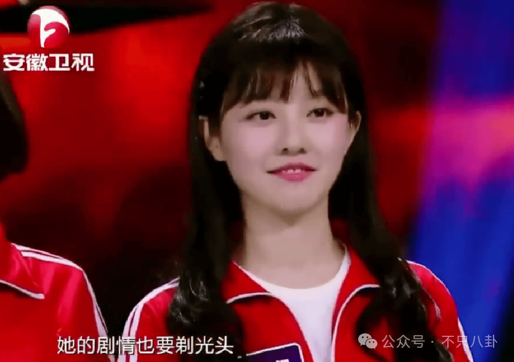 NBA篮球返水
_他俩没分手但被拍到吵架了NBA篮球返水
，吵得很凶......