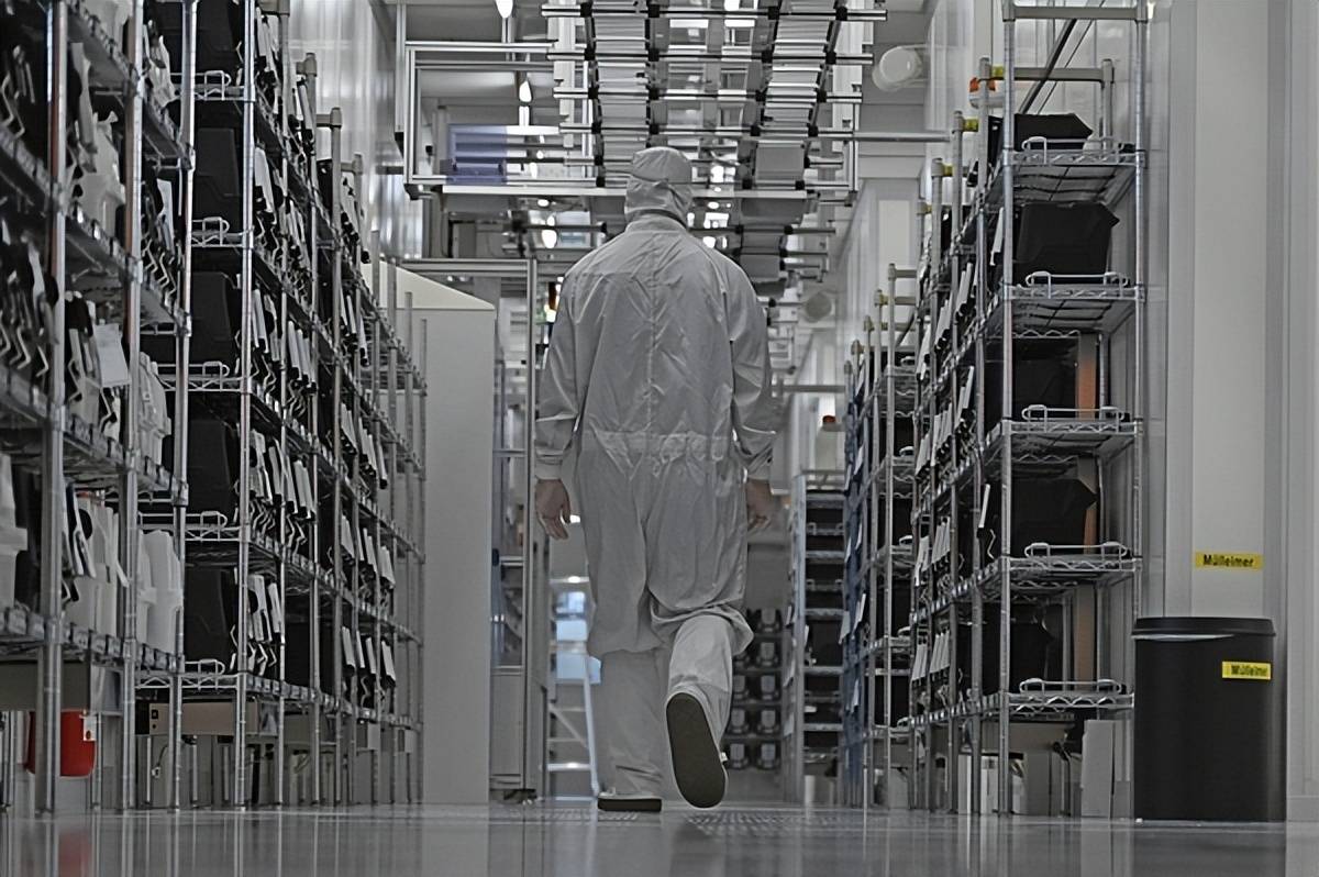 皇冠信用盘网址
_闻泰科技给荷兰下“死令”皇冠信用盘网址
，提出恢复前CEO职务！做不到的话，安世半导体别想从中国出口