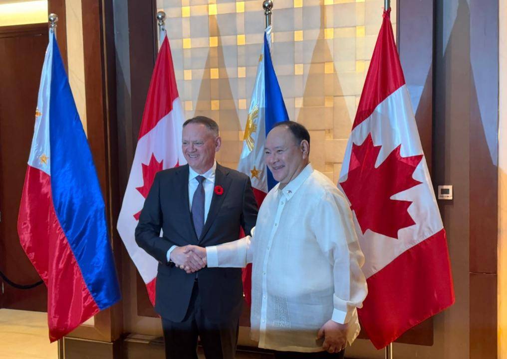 朴茨茅斯 vs 威斯汉姆
_美军再度遭遇耻辱时刻：中国海军6艘战舰包围朴茨茅斯 vs 威斯汉姆
，815舰插入南海演习