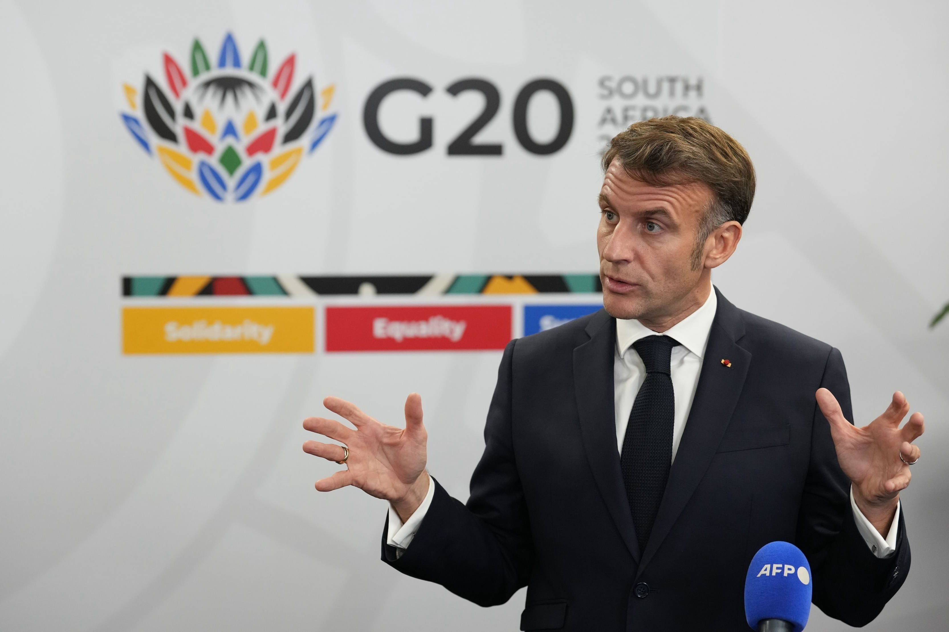 皇冠信用登123出租_马克龙：明年G7峰会将加强与金砖国家合作