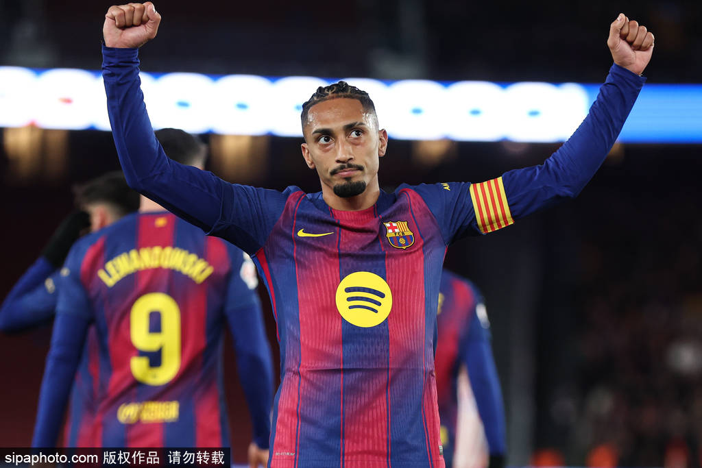 波多黎各 vs 牙买加_西甲-拉菲尼亚破门奥尔莫建功 莱万丢点巴萨3-1逆转马竞