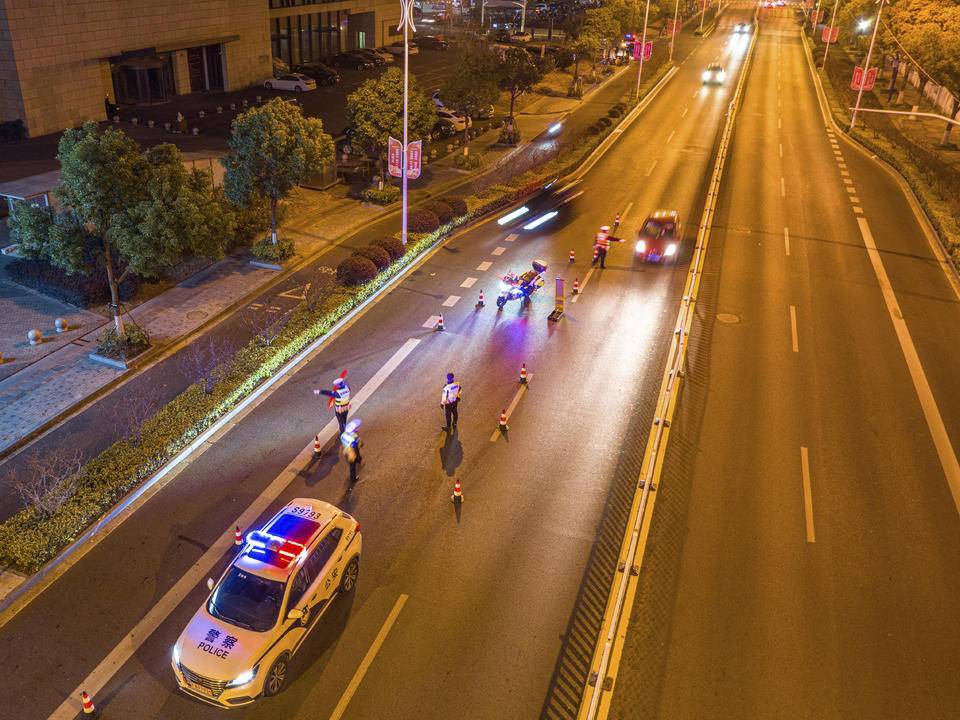 阿根廷足球_上海警方即日起在全市开展“砺剑2025”第十二次清查整治行动