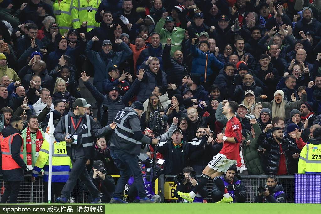 怎么开通皇冠信用网
_曼联中场梅努的未来:从边缘到重生