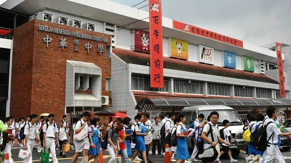 皇冠信用网登2_马来西亚华人被排挤但中文流利皇冠信用网登2，新加坡华人为何却主动抛弃中文？