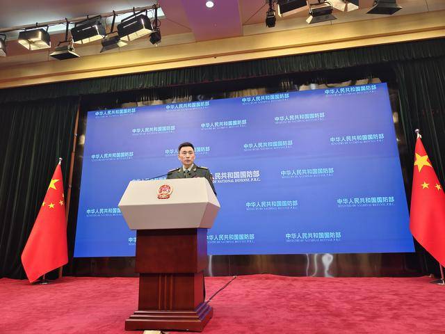 皇冠足球平台在哪里注册_国防部：边斗争、边备战、边建设皇冠足球平台在哪里注册，加快先进战斗力建设