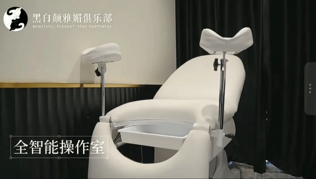 皇冠信用平台出租出售_“眼神给出去”爆火皇冠信用平台出租出售,黑白颠周媛走红:自称“性商教母”,付费课收入超2400万