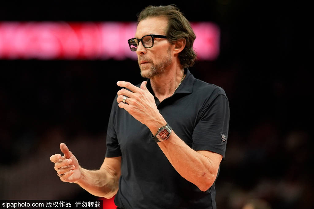 皇冠信用网登3代理_火箭队风波:凯文-杜兰特回应扎克·洛的肢体语言质疑