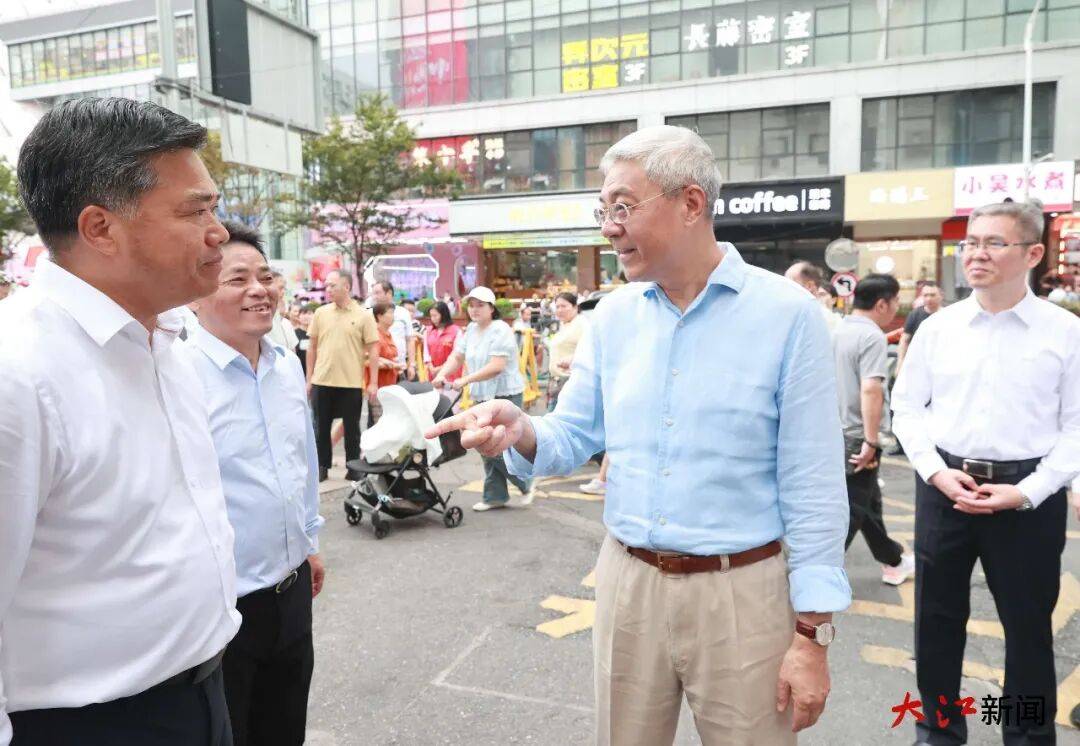 皇冠信用网代理_江西省委书记：南昌烟花晚会观看人员众多、社会关注度高皇冠信用网代理，要始终绷紧安全这根弦，严阵以待、决不松懈，保持如履薄冰、如临深渊的高度警觉